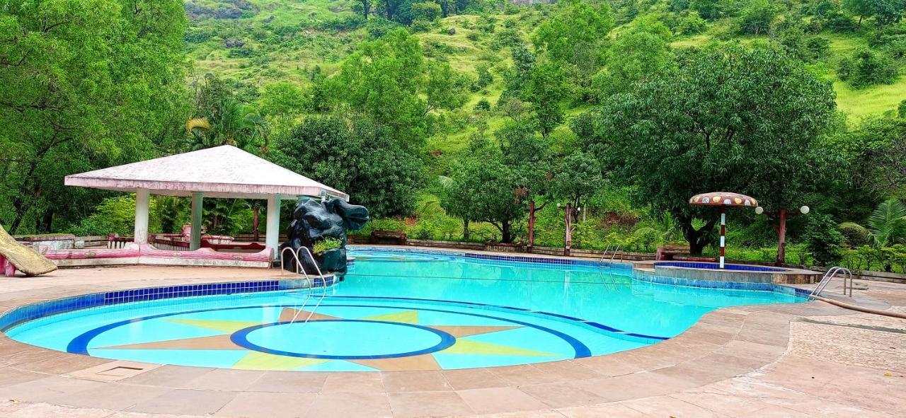 Golden Resort And Farm 나식 외부 사진